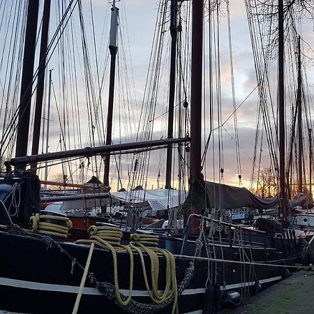 Logeren Bij Grea Zwartsluis Exterior foto